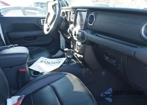 2023 Jeep Wrangler 4Xe Sahara 4X4 z USA, uszkodzony, nr VIN 1C4JJXP67PW686095